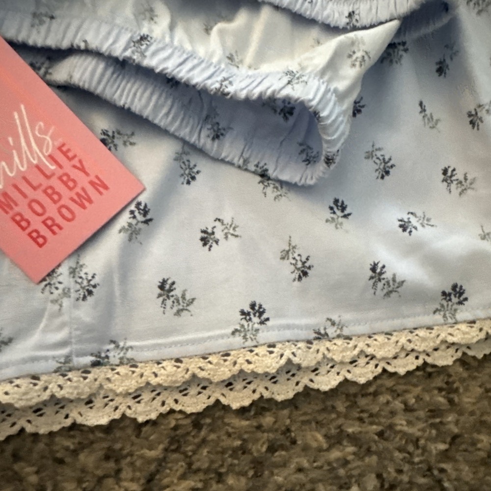 2 Pair Mills Millie Bobby Brown Pajama Pants-XL New - Picture 7 of 11